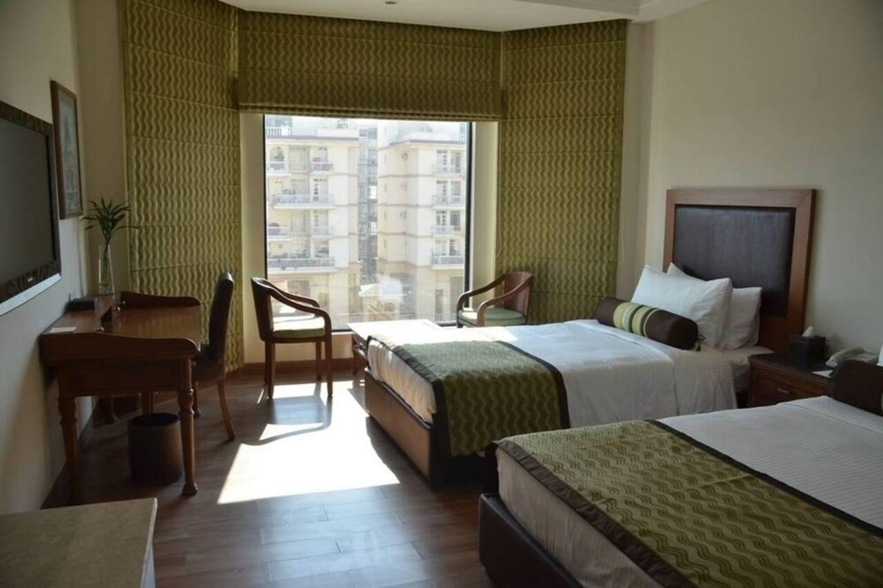 The Lalit Traveller- Airport Hotel Jaipur Exterior photo