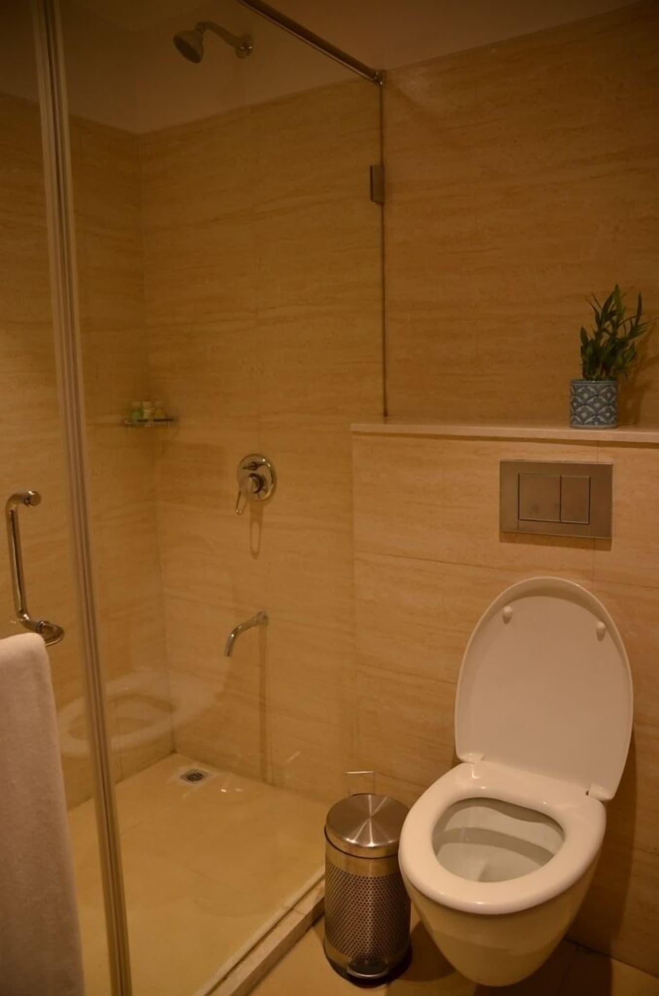 The Lalit Traveller- Airport Hotel Jaipur Exterior photo
